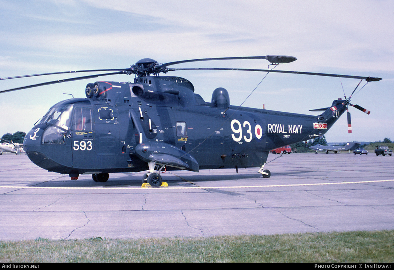 Aircraft Photo of XV697 | Westland WS-61 Sea King HAS1 | UK - Navy | AirHistory.net #127277