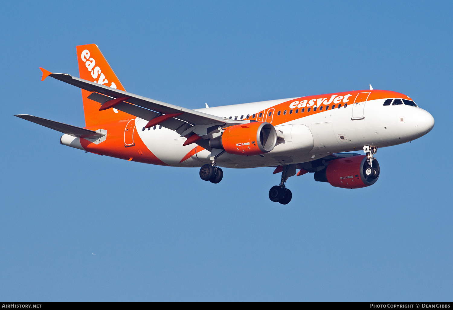 Aircraft Photo of G-EZIW | Airbus A319-111 | EasyJet | AirHistory.net #127356