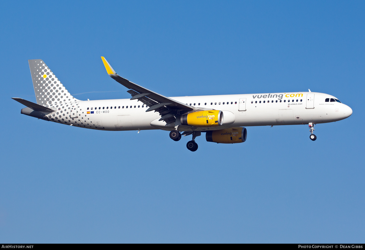 Aircraft Photo of EC-MOO | Airbus A321-231 | Vueling Airlines | AirHistory.net #127365