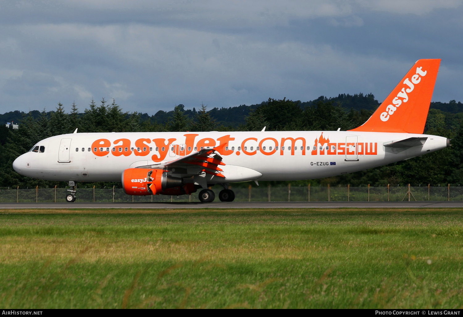 Aircraft Photo of G-EZUG | Airbus A320-214 | EasyJet | AirHistory.net #127468