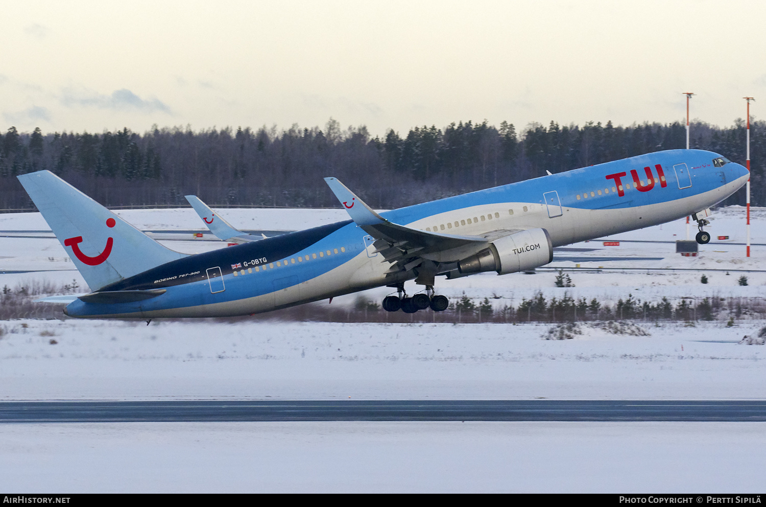 Aircraft Photo of G-OBYG | Boeing 767-304/ER | TUI | AirHistory.net #127552