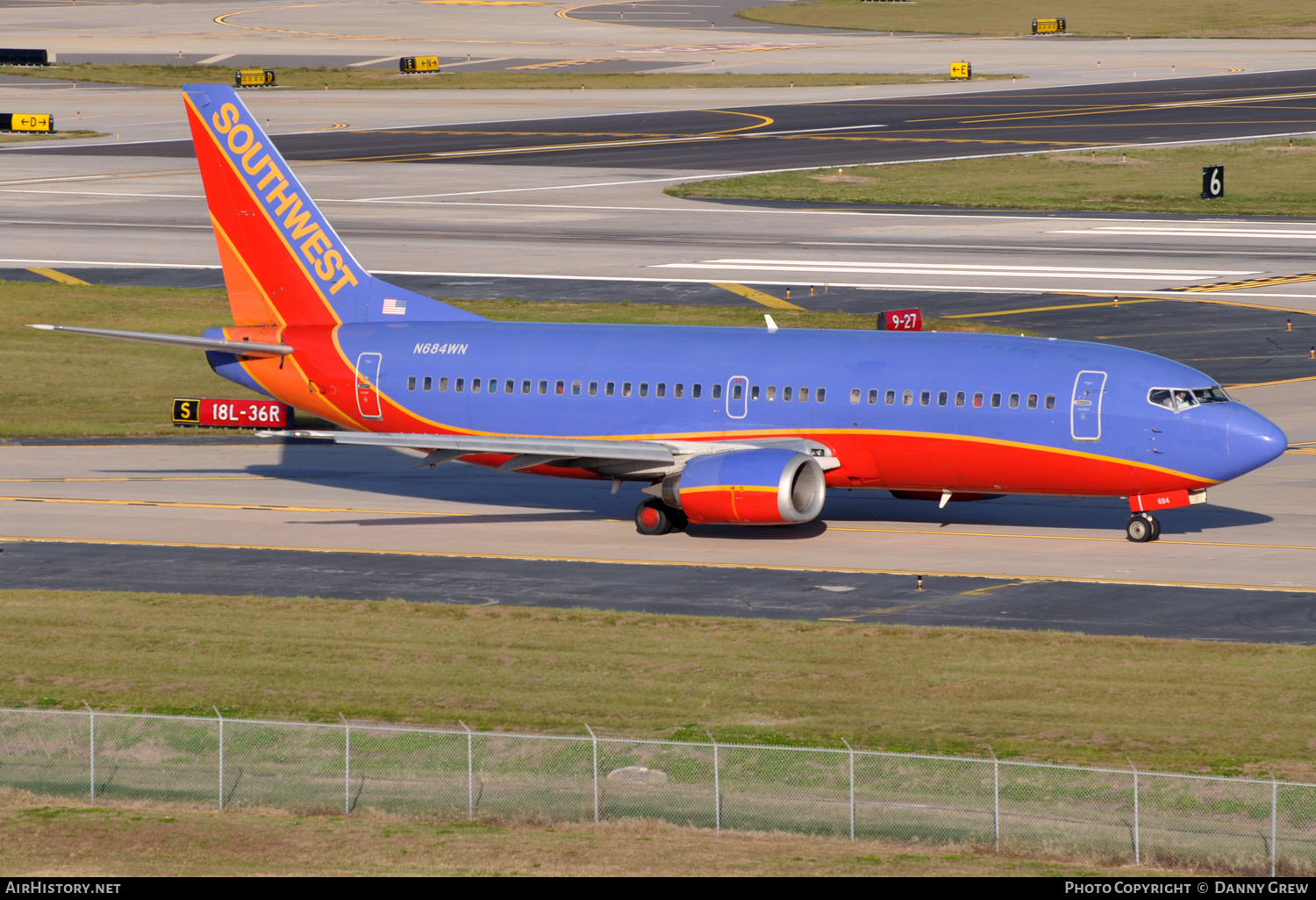 Aircraft Photo of N684WN | Boeing 737-3T0 | Southwest Airlines | AirHistory.net #127699
