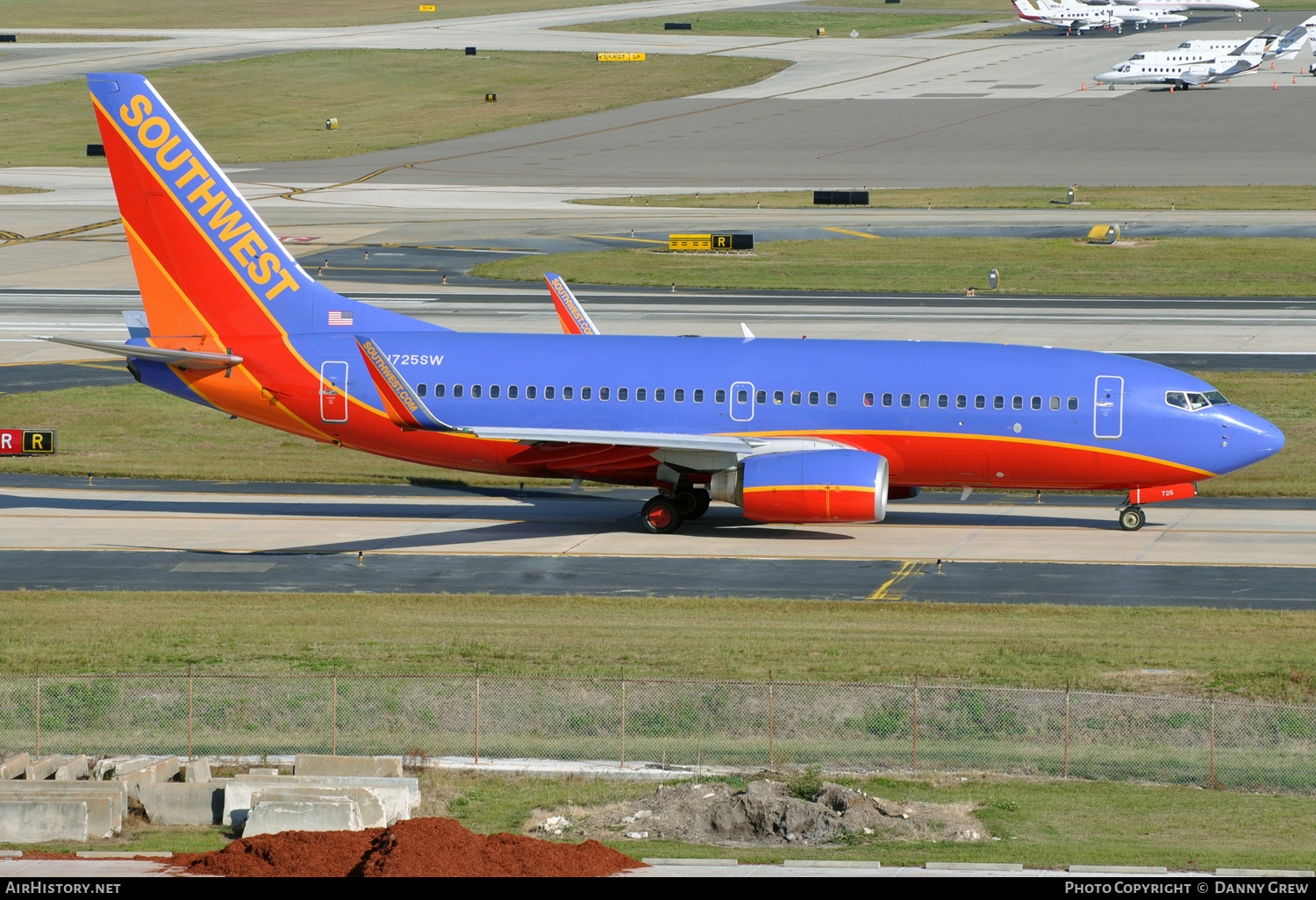 Aircraft Photo of N725SW | Boeing 737-7H4 | Southwest Airlines | AirHistory.net #127700