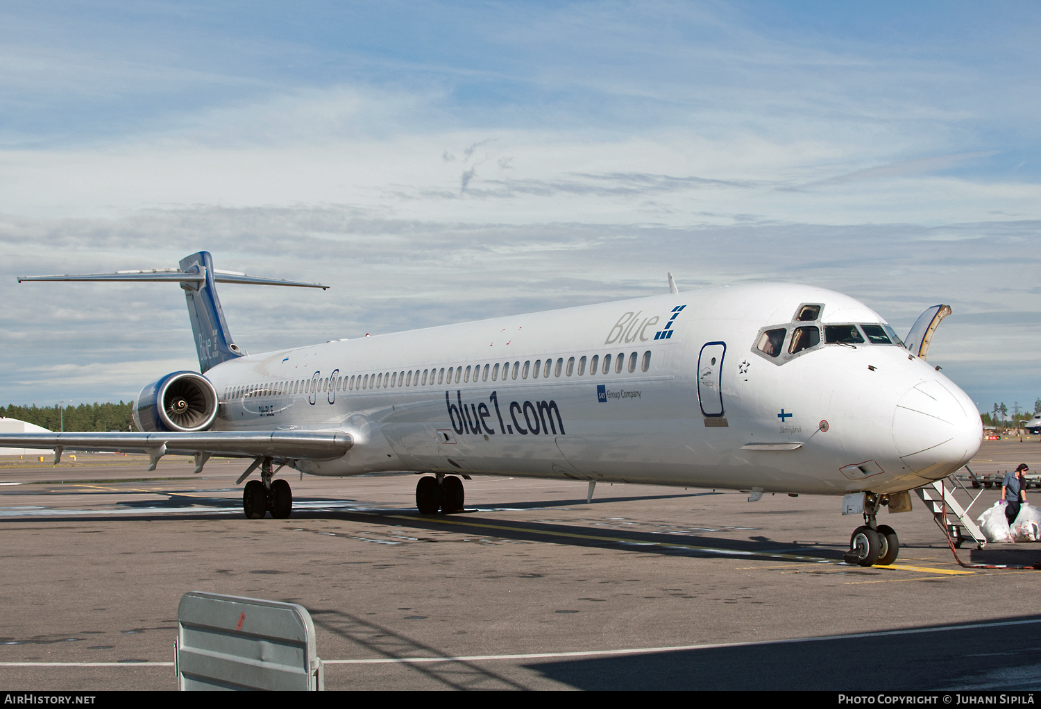 Aircraft Photo of OH-BLE | McDonnell Douglas MD-90-30 | Blue1 | AirHistory.net #127732
