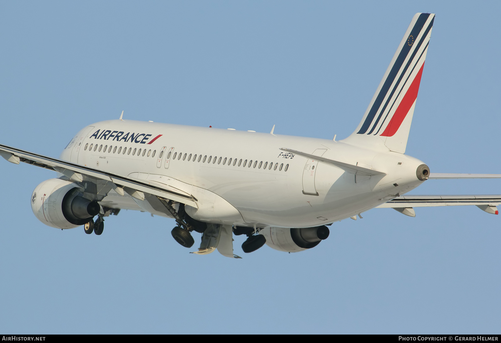 Aircraft Photo of F-HEPB | Airbus A320-214 | Air France | AirHistory.net #127808