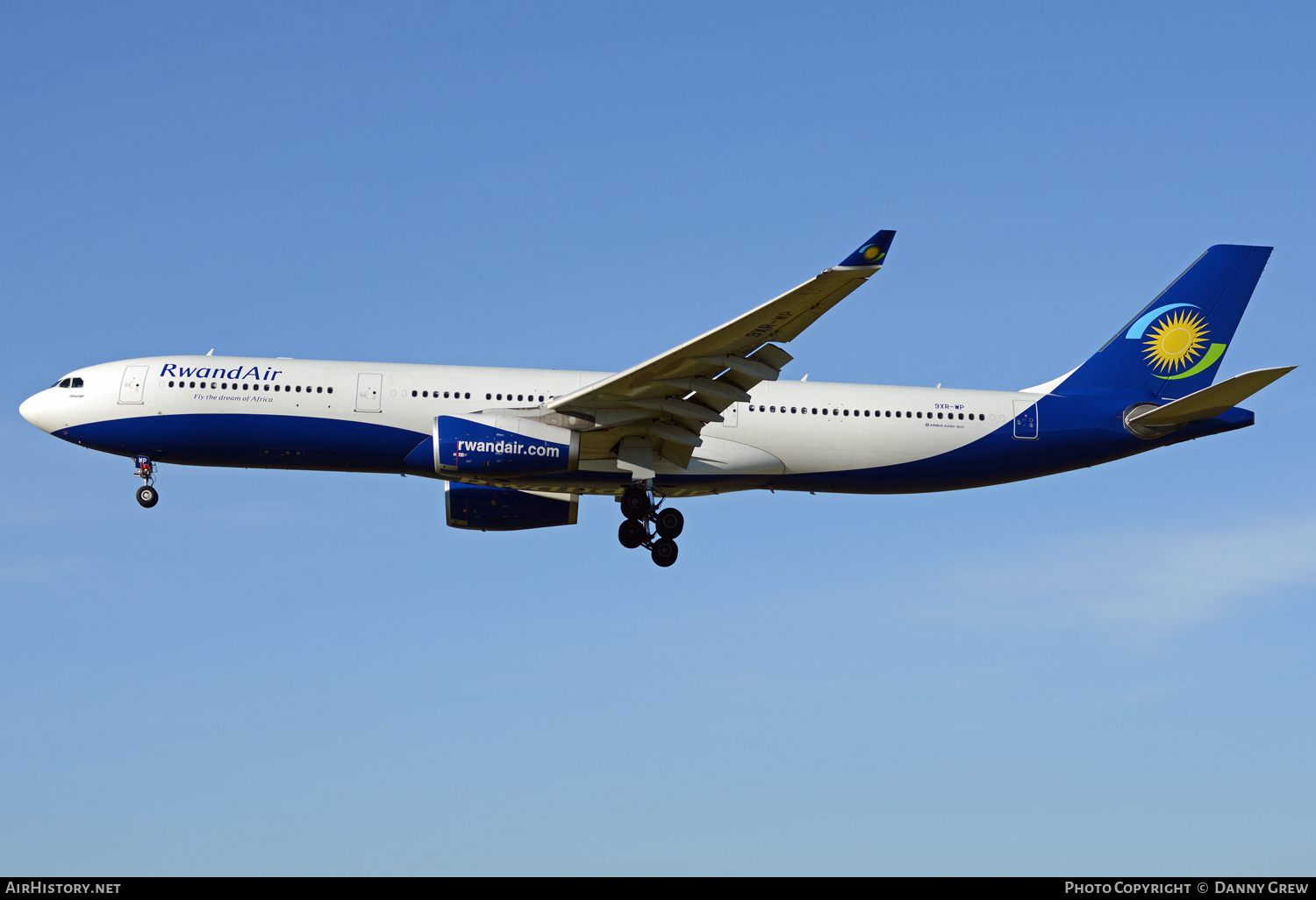 Aircraft Photo of 9XR-WP | Airbus A330-343 | RwandAir | AirHistory.net #127896