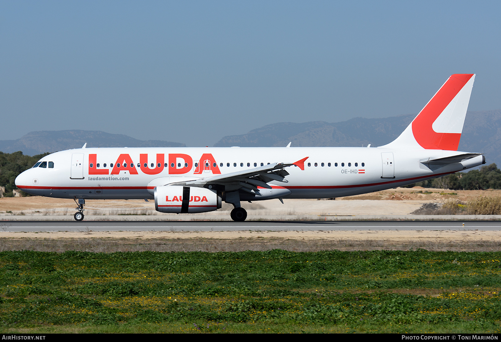 Aircraft Photo of OE-IHD | Airbus A320-232 | Lauda | AirHistory.net #127981