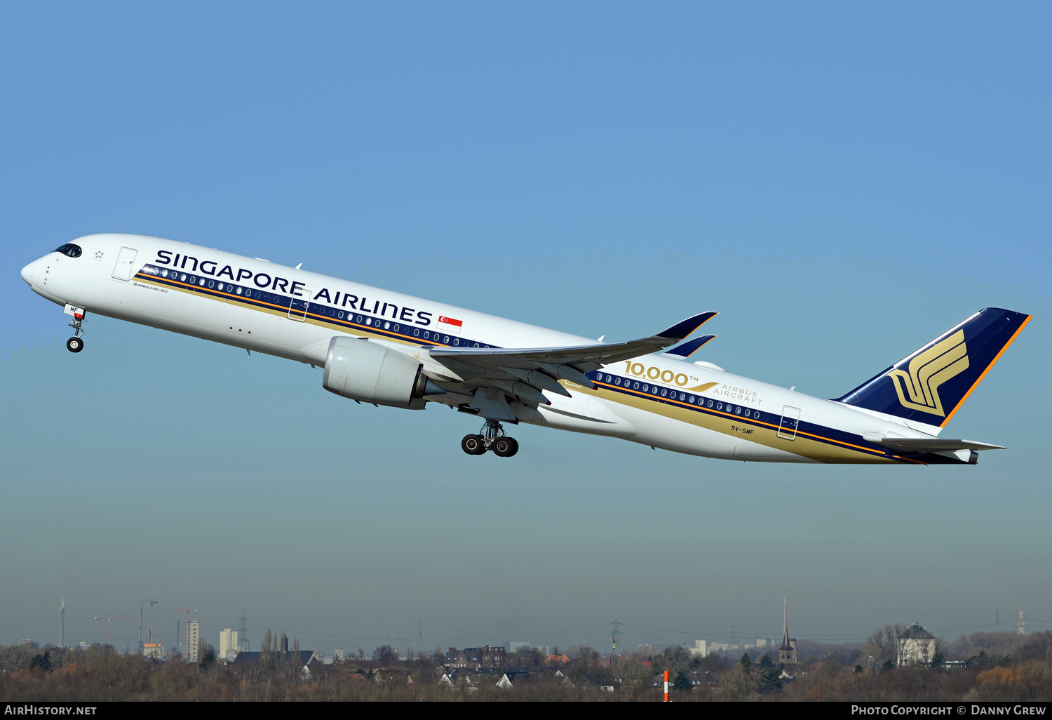 Aircraft Photo of 9V-SMF | Airbus A350-941 | Singapore Airlines | AirHistory.net #128037