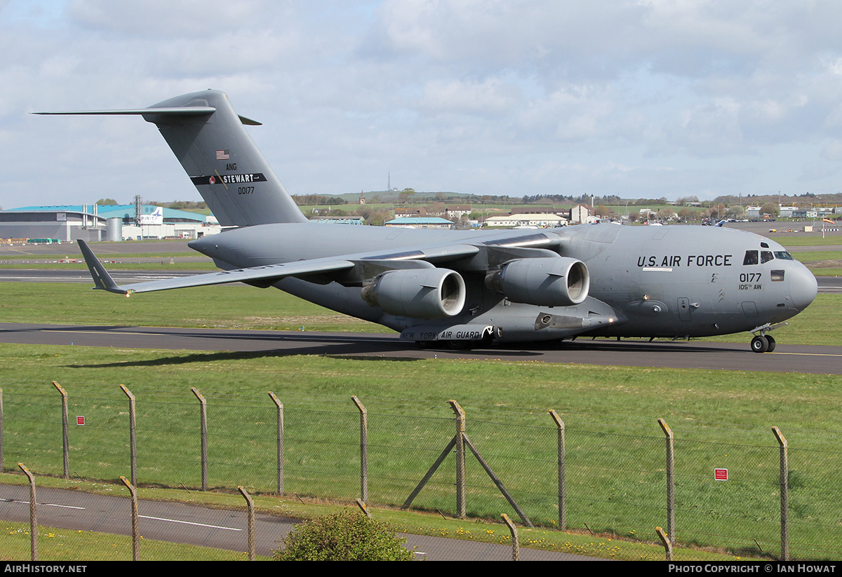 Aircraft Photo of 00-0177 / 00177 | Boeing C-17A Globemaster III | USA - Air Force | AirHistory.net #128201