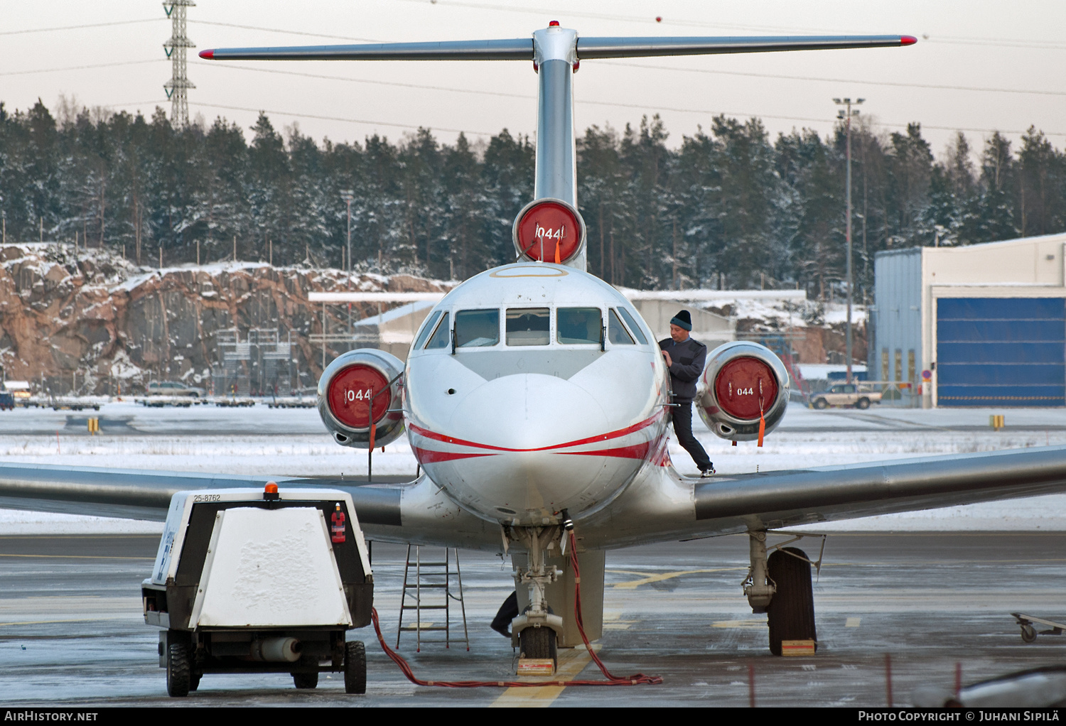 Aircraft Photo of 044 | Yakovlev Yak-40 | Republic of Poland - Rzeczpospolita Polska | AirHistory.net #128246