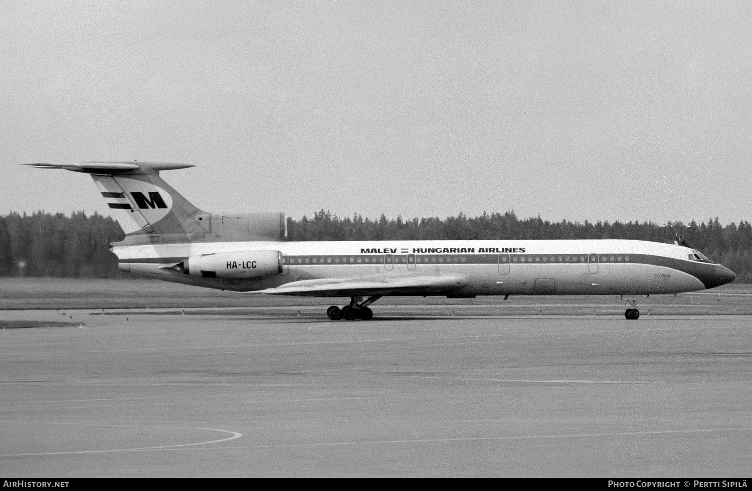 Aircraft Photo of HA-LCG | Tupolev Tu-154B | Malév - Hungarian Airlines | AirHistory.net #128300