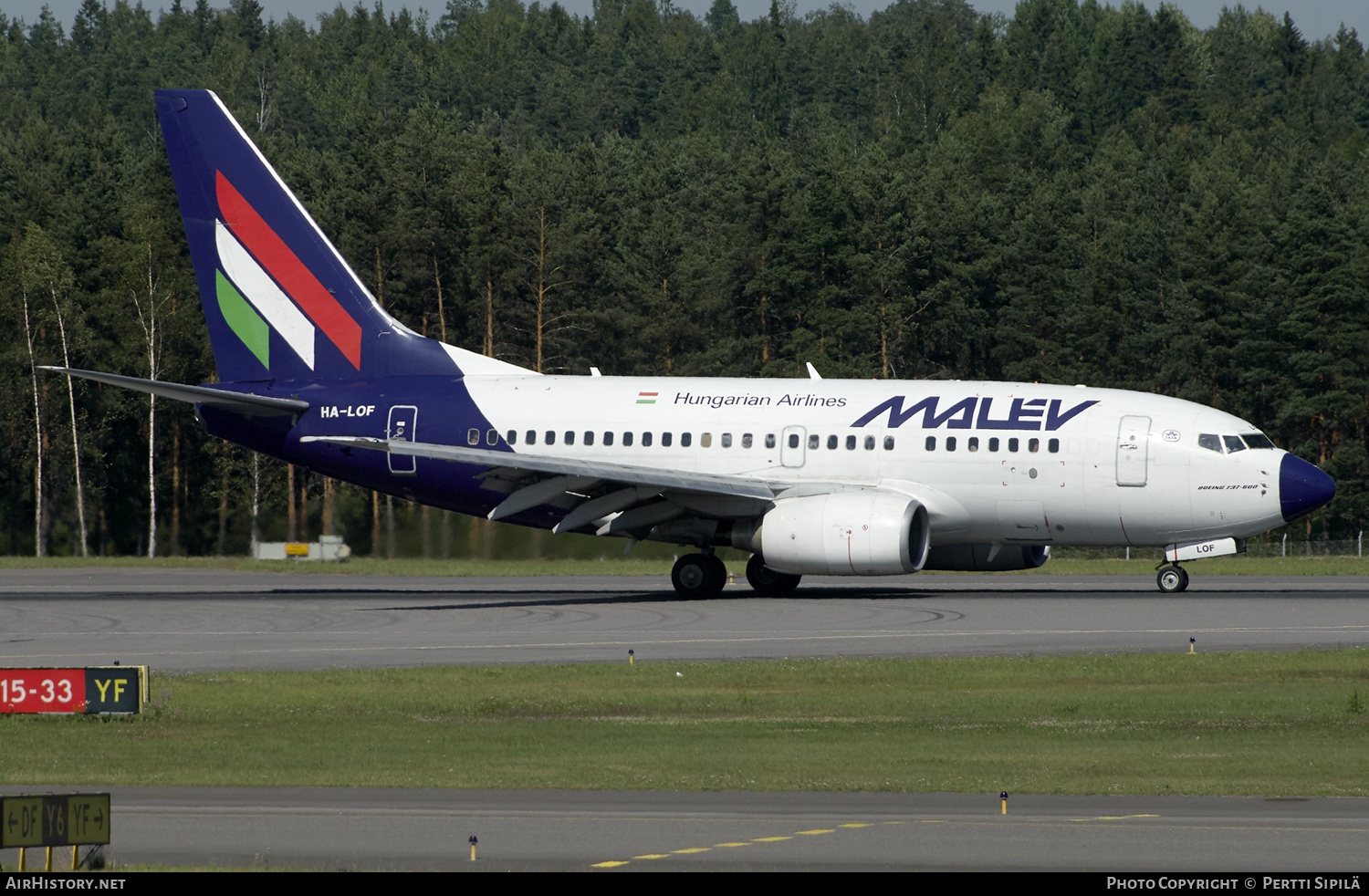 Aircraft Photo of HA-LOF | Boeing 737-6Q8 | Malév - Hungarian Airlines | AirHistory.net #128339
