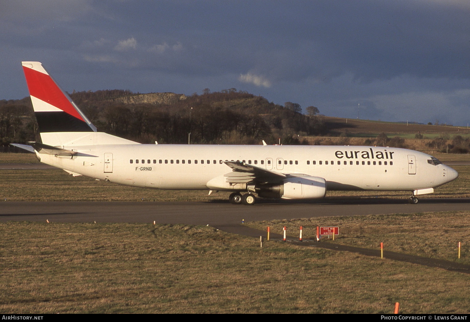 Aircraft Photo of F-GRNB | Boeing 737-85F | Euralair | AirHistory.net #128342