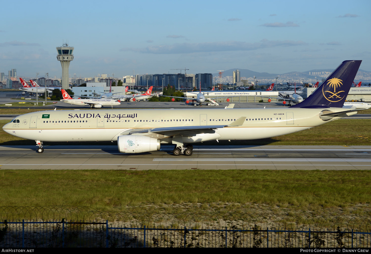 Aircraft Photo of HZ-AQ24 | Airbus A330-343E | Saudia - Saudi Arabian Airlines | AirHistory.net #128386