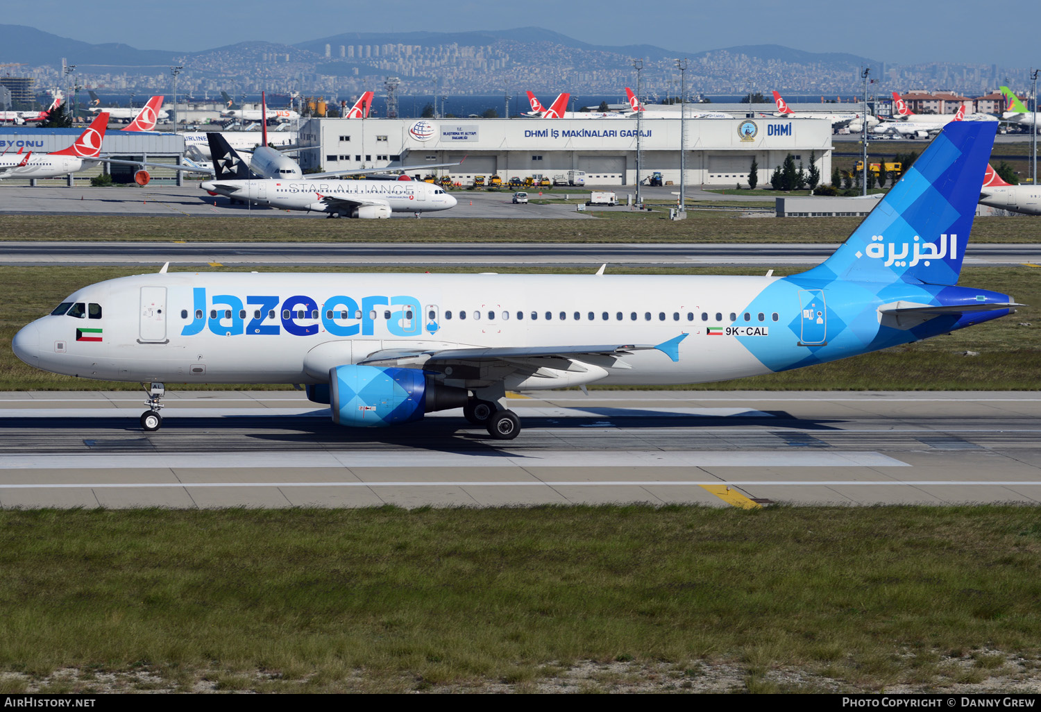 Aircraft Photo of 9K-CAL | Airbus A320-214 | Jazeera Airways | AirHistory.net #128439