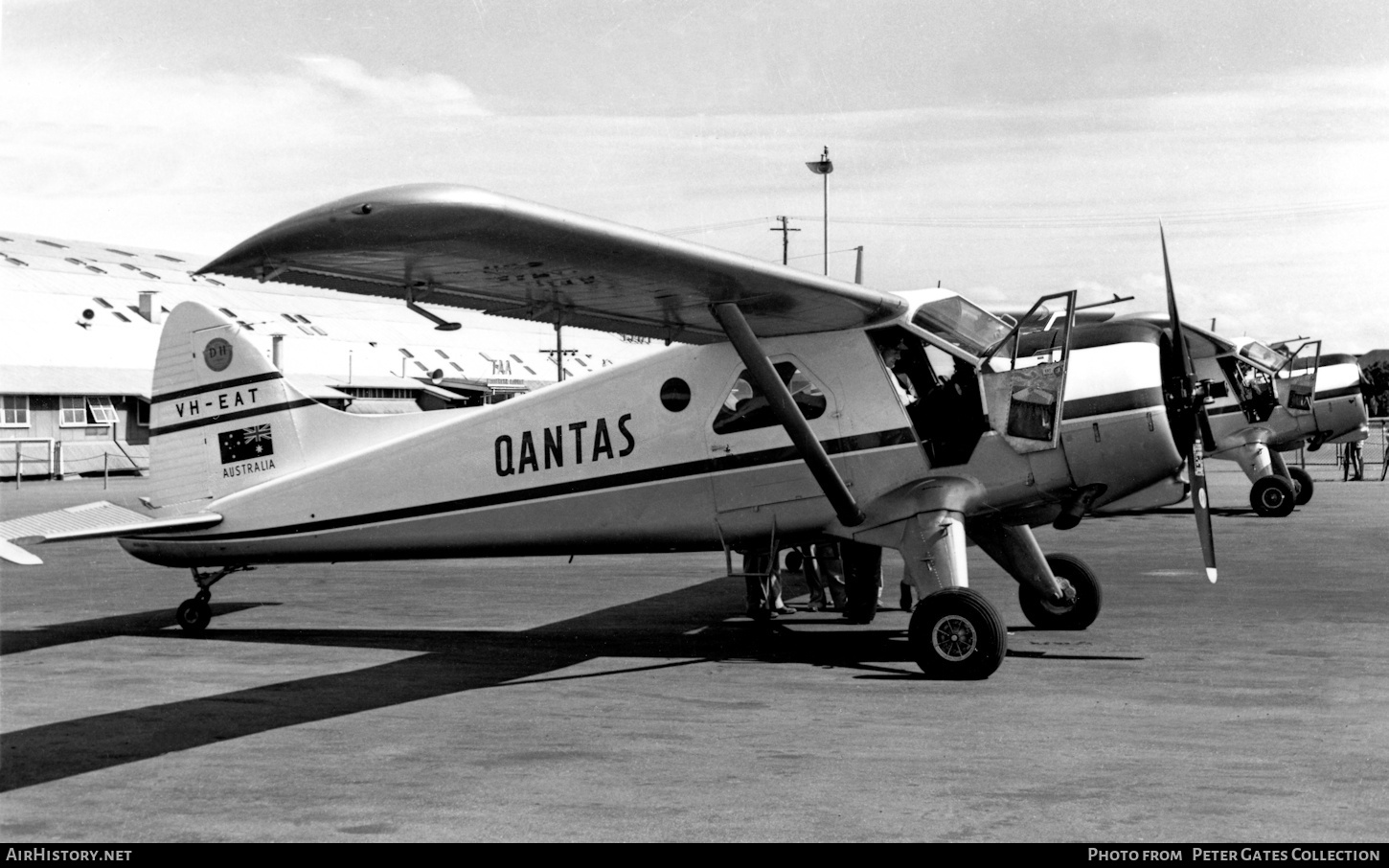 Aircraft Photo of VH-EAT | De Havilland Canada DHC-2 Beaver Mk.1 | Qantas | AirHistory.net #128533