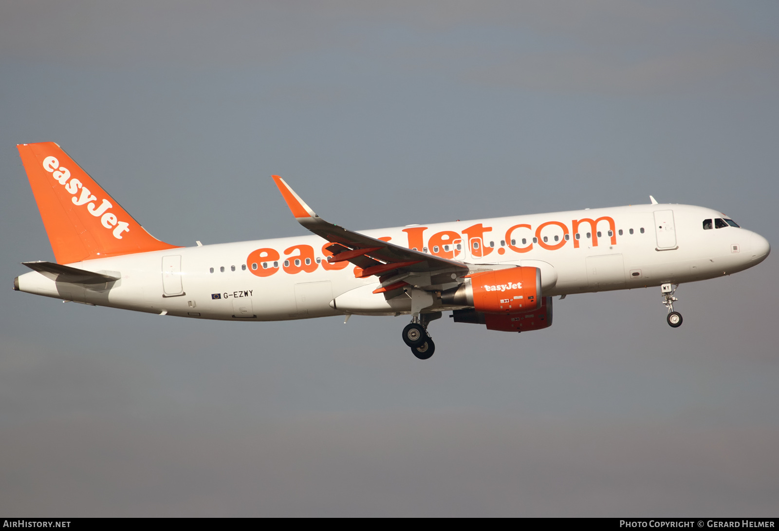 Aircraft Photo of G-EZWY | Airbus A320-214 | EasyJet | AirHistory.net #128575