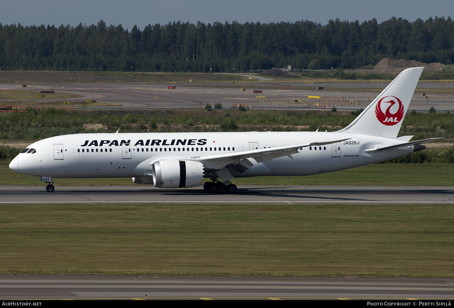 Aircraft Photo of JA826J | Boeing 787-8 Dreamliner | Japan Airlines - JAL | AirHistory.net #128608