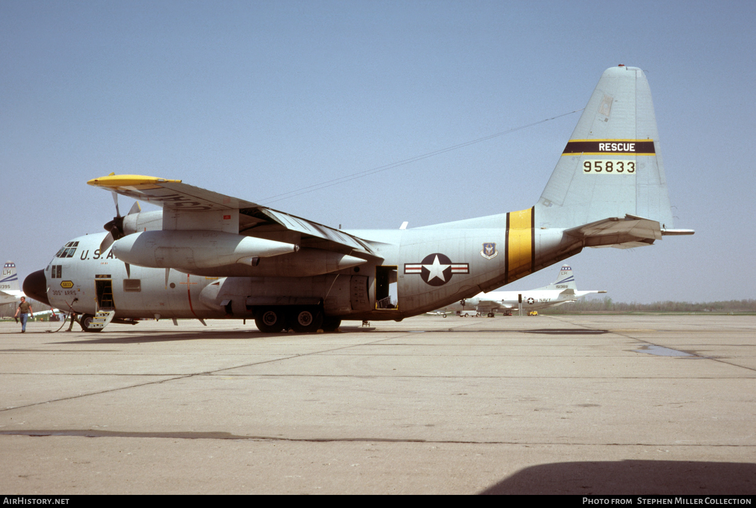 Aircraft Photo of 69-5833 / 95833 | Lockheed HC-130N Hercules (L-382) | USA - Air Force | AirHistory.net #128720