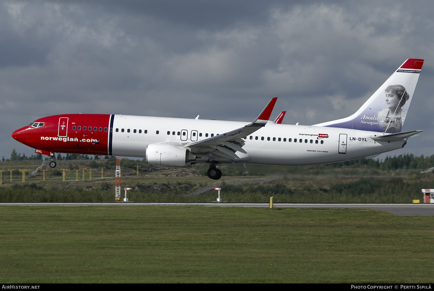 Aircraft Photo of LN-DYL | Boeing 737-8JP | Norwegian | AirHistory.net #128765