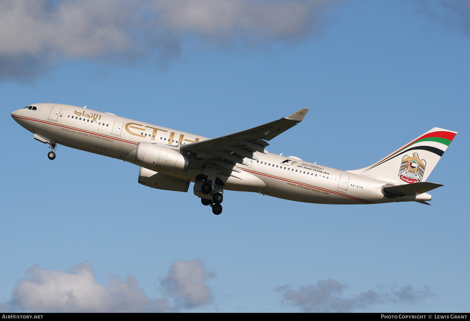 Aircraft Photo of A6-EYK | Airbus A330-243 | Etihad Airways | AirHistory.net #128863