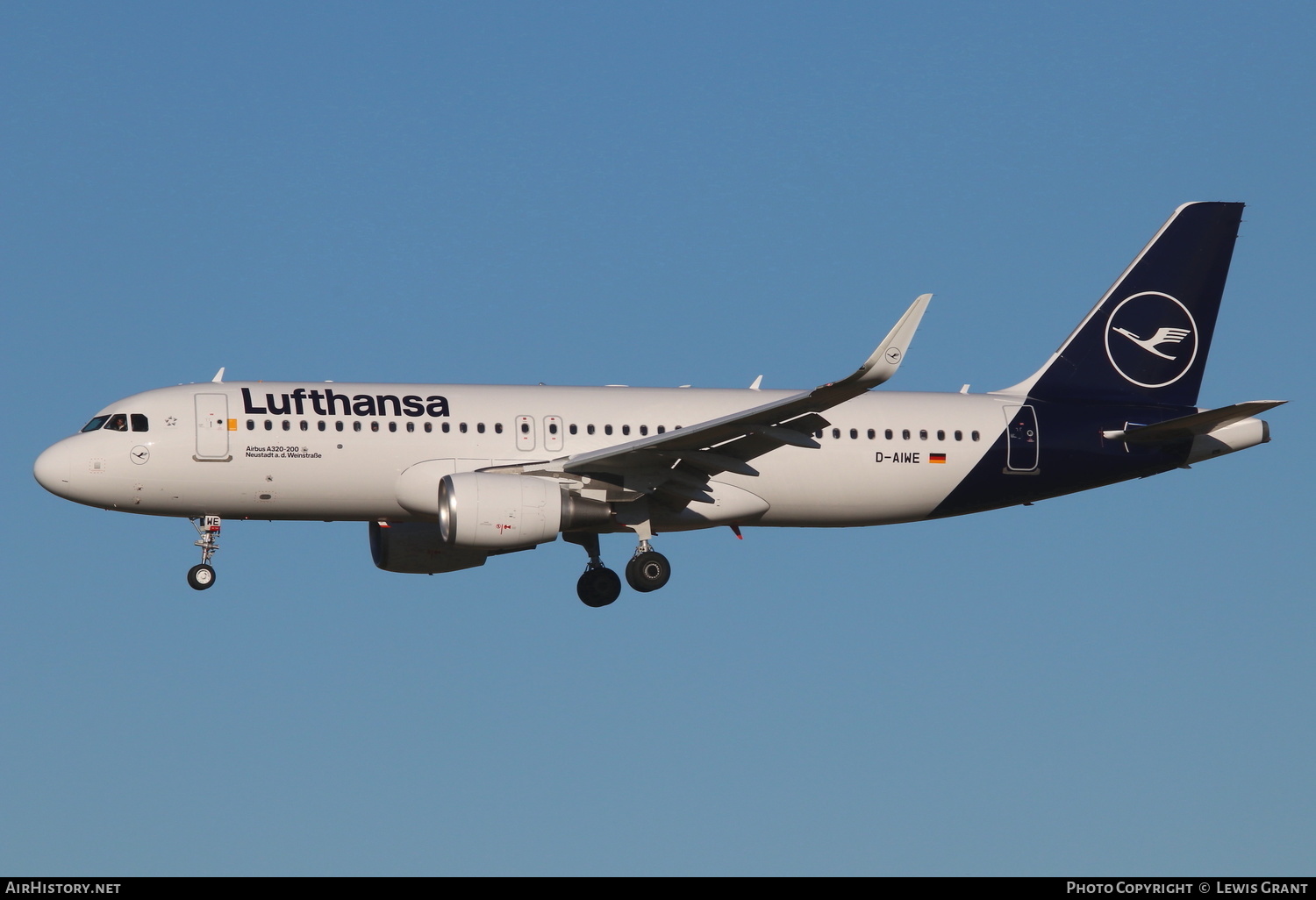 Aircraft Photo of D-AIWE | Airbus A320-214 | Lufthansa | AirHistory.net #128870