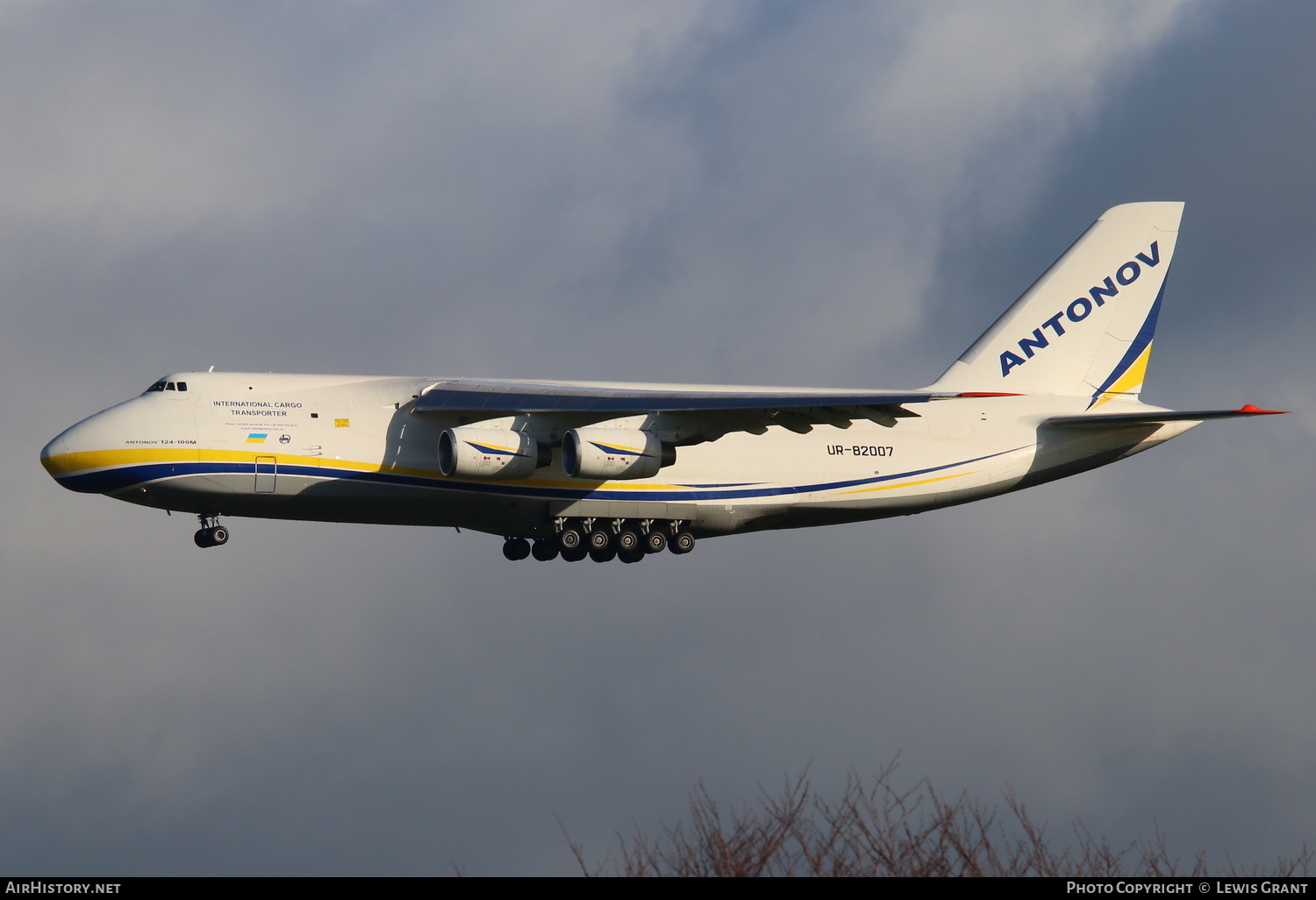Aircraft Photo of UR-82007 | Antonov An-124-100 Ruslan | Antonov Design Bureau | AirHistory.net #128885