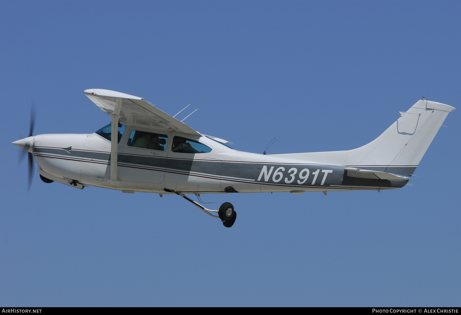 Aircraft Photo of N6391T | Cessna R182 Skylane RG | AirHistory.net #128929