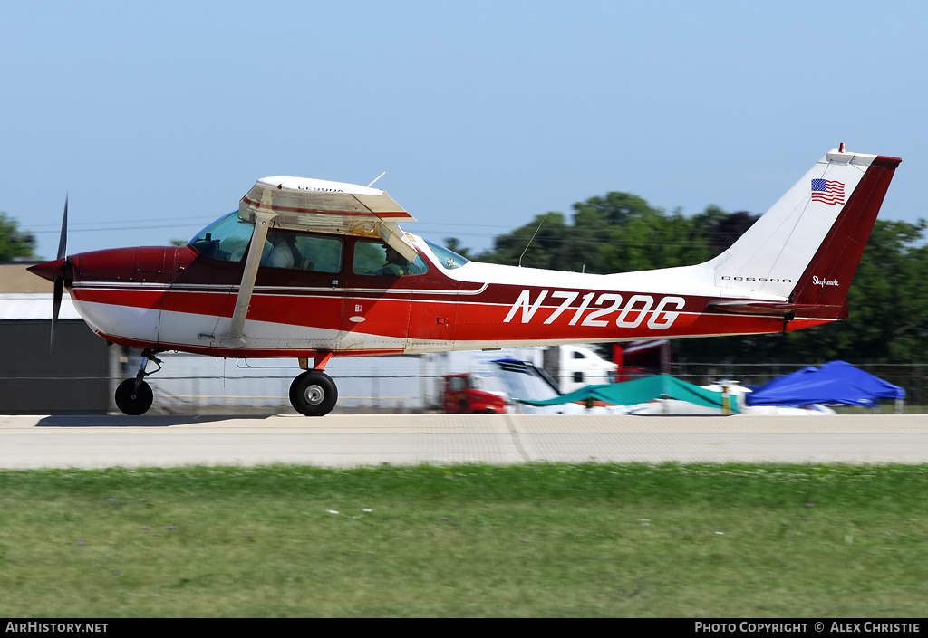 Aircraft Photo of N7120G | Cessna 172K Skyhawk | AirHistory.net #129018