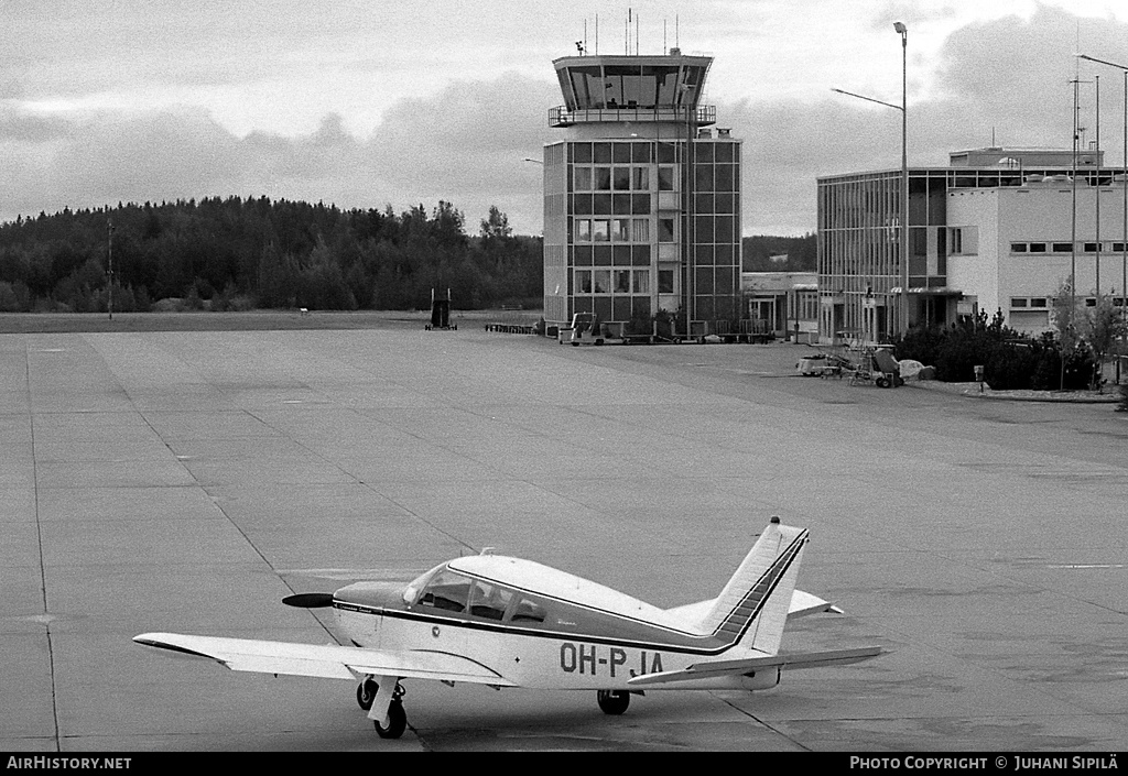 Aircraft Photo of OH-PJA | Piper PA-28R-180 Cherokee Arrow | AirHistory.net #129043