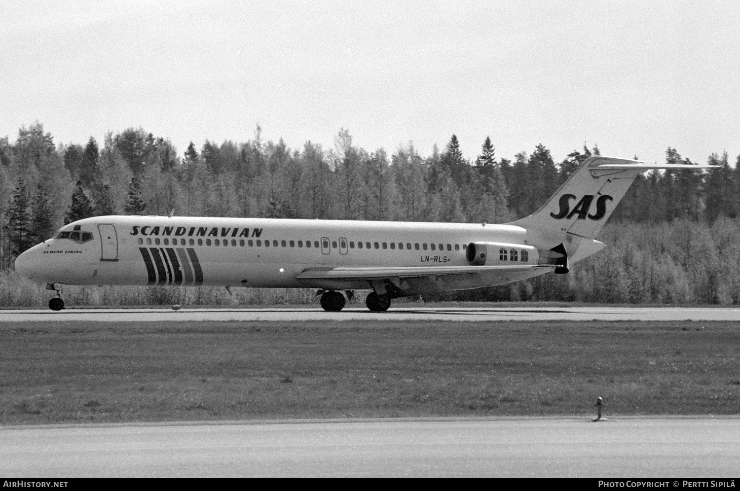 Aircraft Photo of LN-RLS | McDonnell Douglas DC-9-41 | Scandinavian Airlines - SAS | AirHistory.net #129098