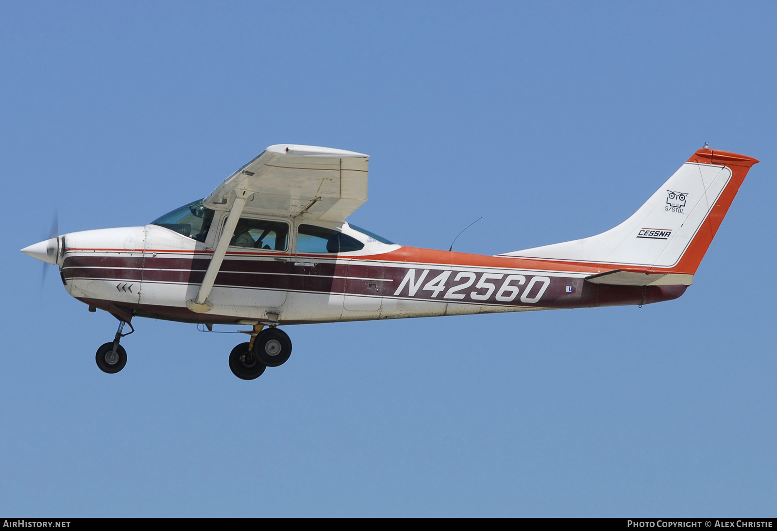 Aircraft Photo of N42560 | Cessna 182L | AirHistory.net #129129