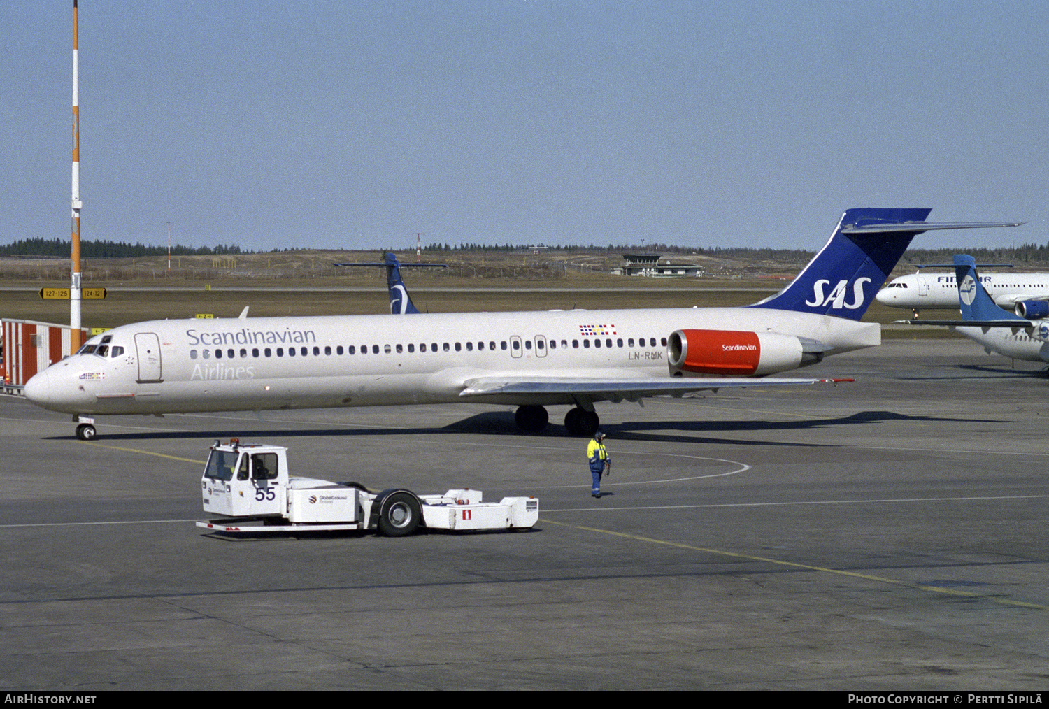 Aircraft Photo of LN-RMK | McDonnell Douglas MD-87 (DC-9-87) | Scandinavian Airlines - SAS | AirHistory.net #129143