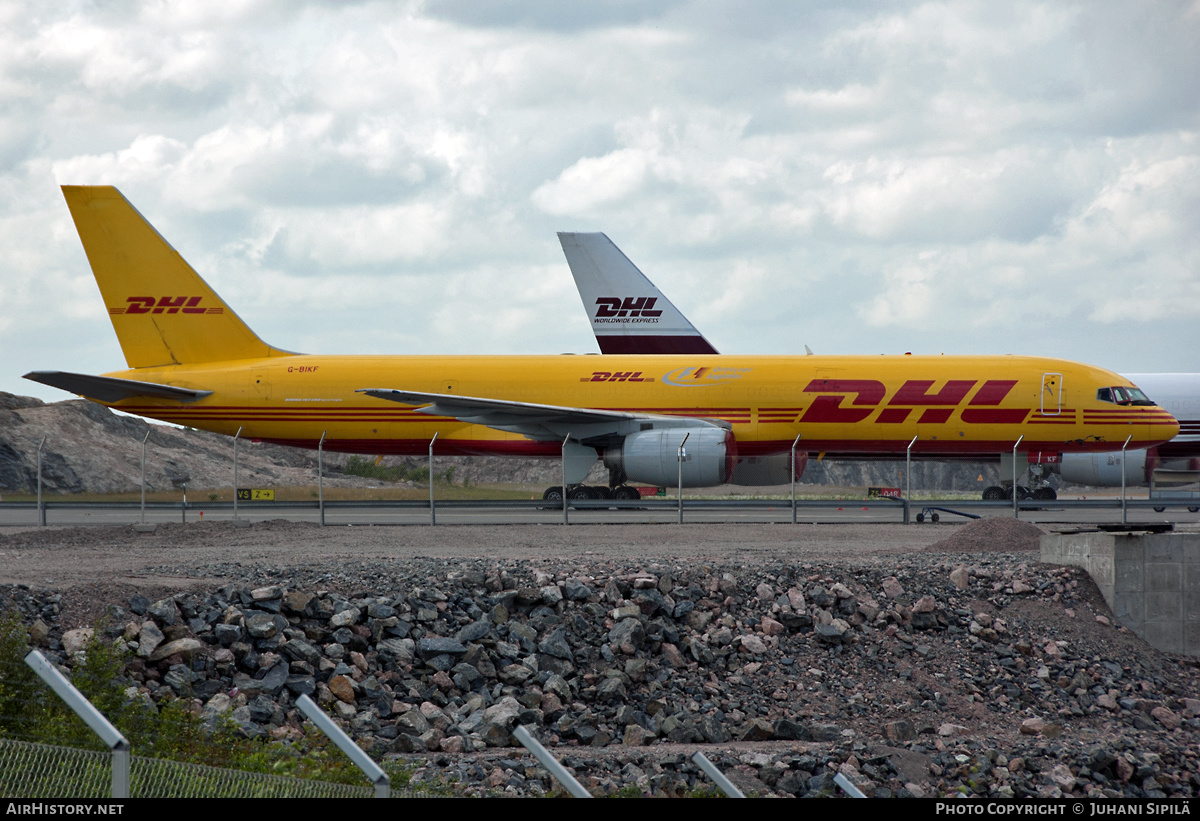 Aircraft Photo of G-BIKF | Boeing 757-236/SF | DHL International | AirHistory.net #129254