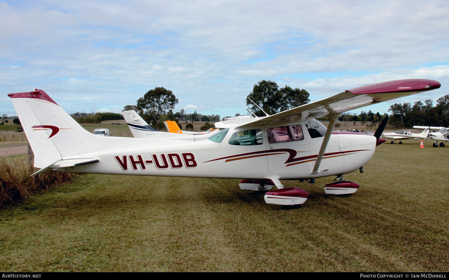 Aircraft Photo of VH-UDB | Cessna 172N Skyhawk | AirHistory.net #129291