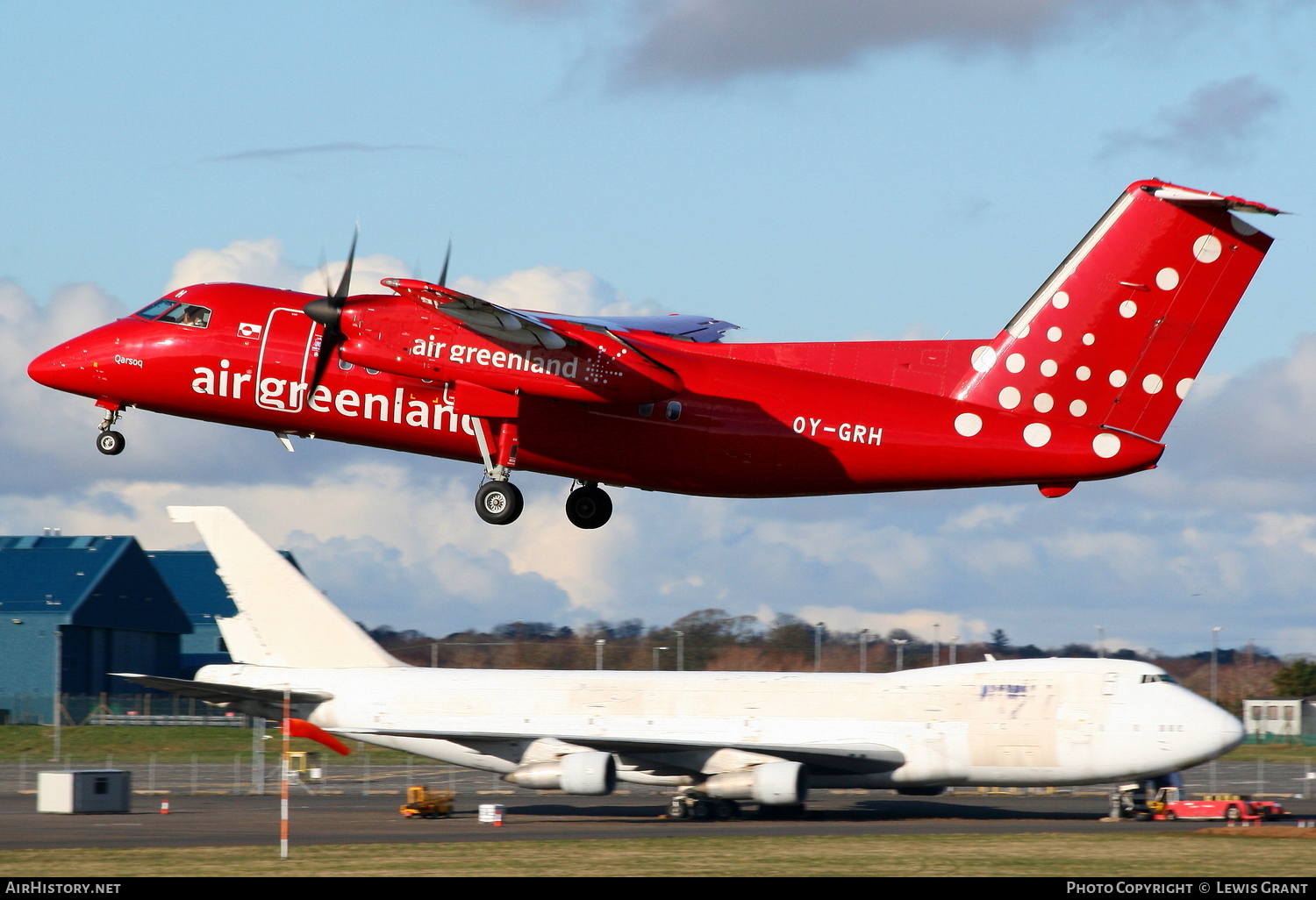 Aircraft Photo of OY-GRH | Bombardier DHC-8-202Q Dash 8 | Air Greenland | AirHistory.net #129327