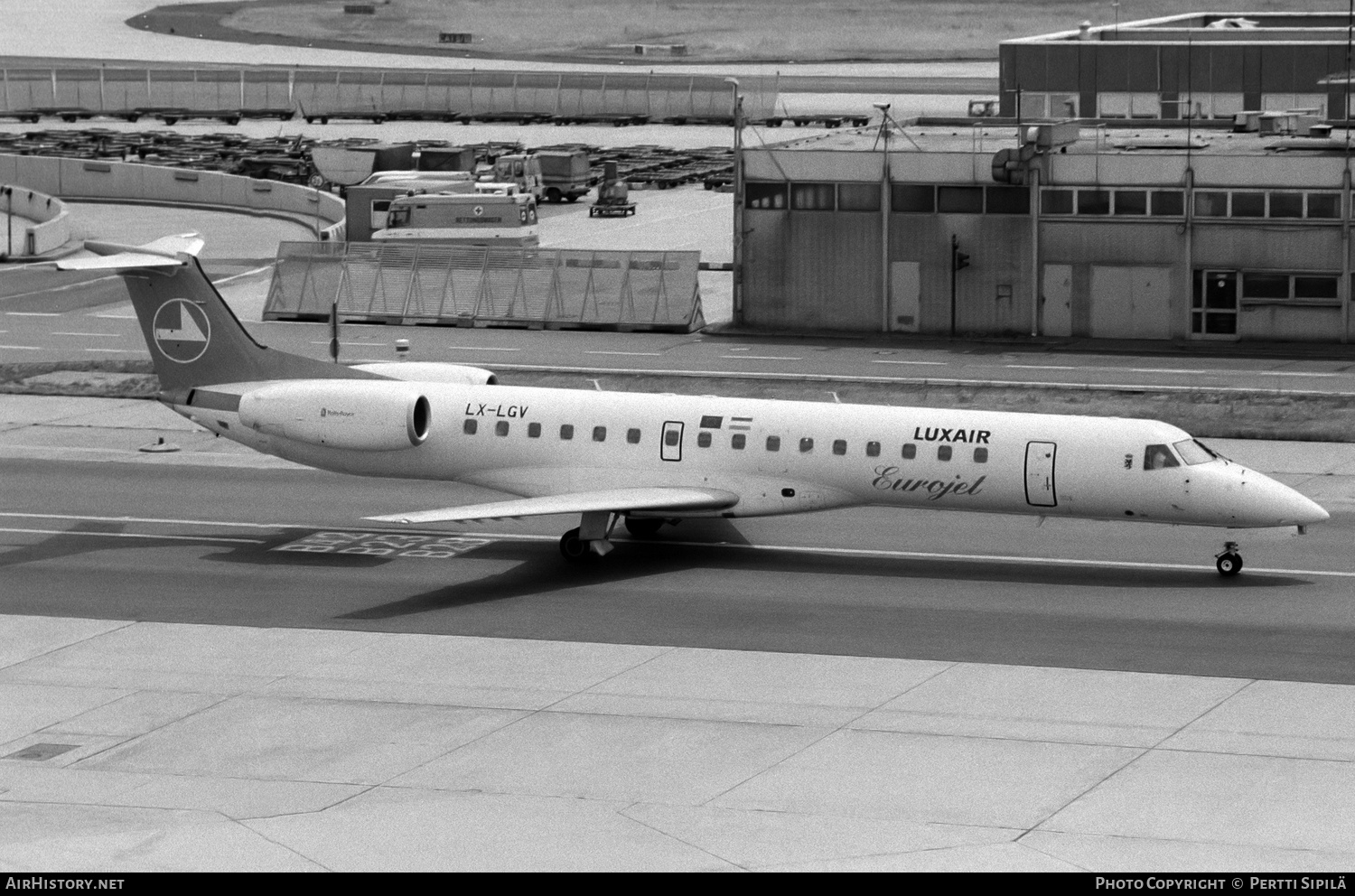 Aircraft Photo of LX-LGV | Embraer ERJ-145LU (EMB-145LU) | Luxair | AirHistory.net #129348