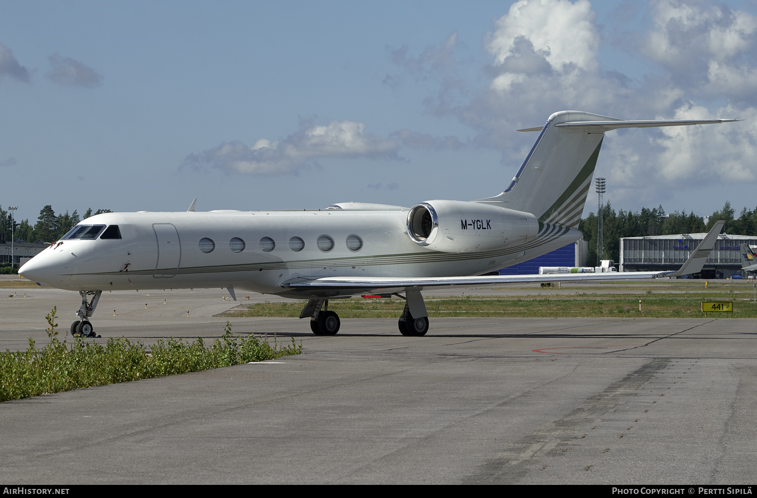 Aircraft Photo of M-YGLK | Gulfstream Aerospace G-IV-X Gulfstream G450 | AirHistory.net #129453