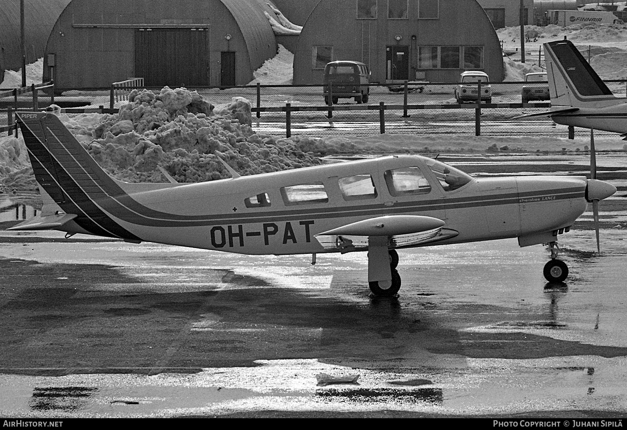 Aircraft Photo of OH-PAT | Piper PA-32R-300 Cherokee Lance | AirHistory.net #129467