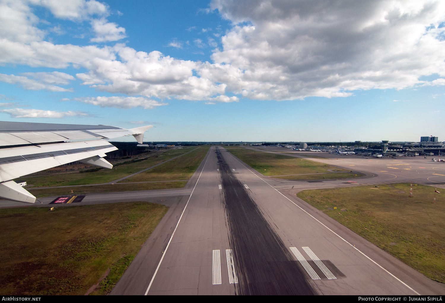 Airport photo of Helsinki - Vantaa (EFHK / HEL) in Finland | AirHistory.net #129583