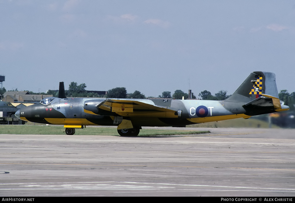 Aircraft Photo of WJ680 | English Electric Canberra TT18 | UK - Air Force | AirHistory.net #129701