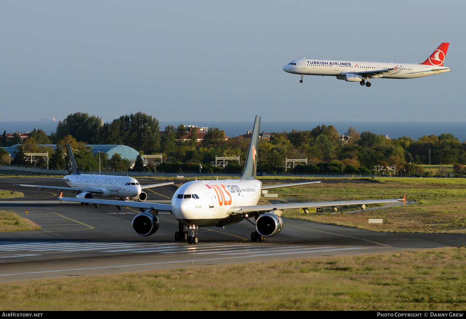 Airport photo of Istanbul - Atatürk (LTBA / ISL) in Turkey | AirHistory.net #129747
