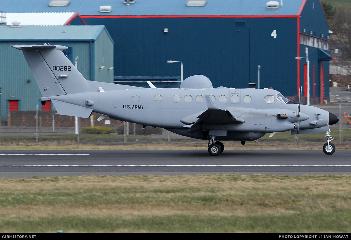 Aircraft Photo of 11-0282 / 00282 | Raytheon MC-12S Huron (350ER) | USA - Army | AirHistory.net #129825