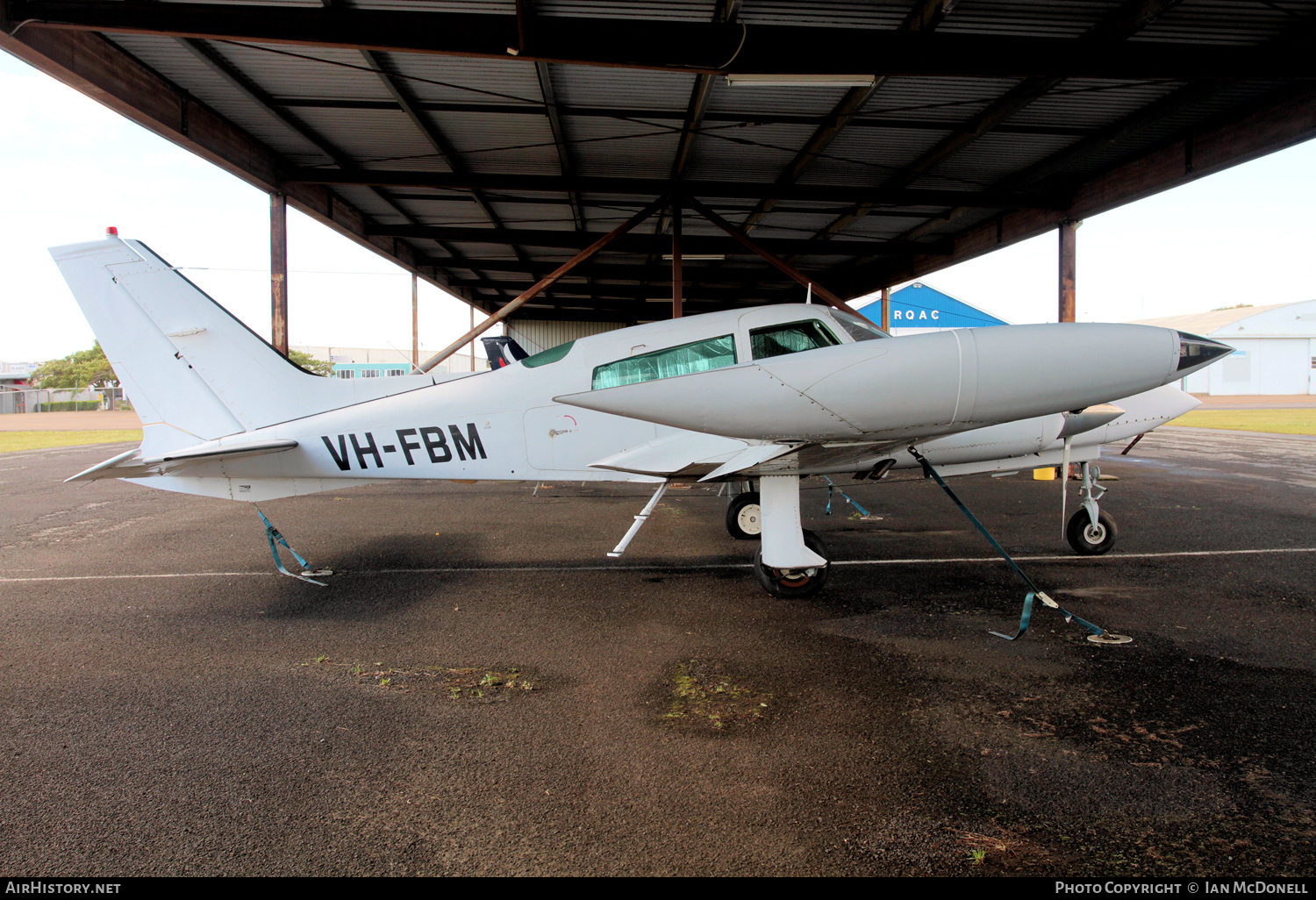 Aircraft Photo of VH-FBM | Cessna 310R | AirHistory.net #129977