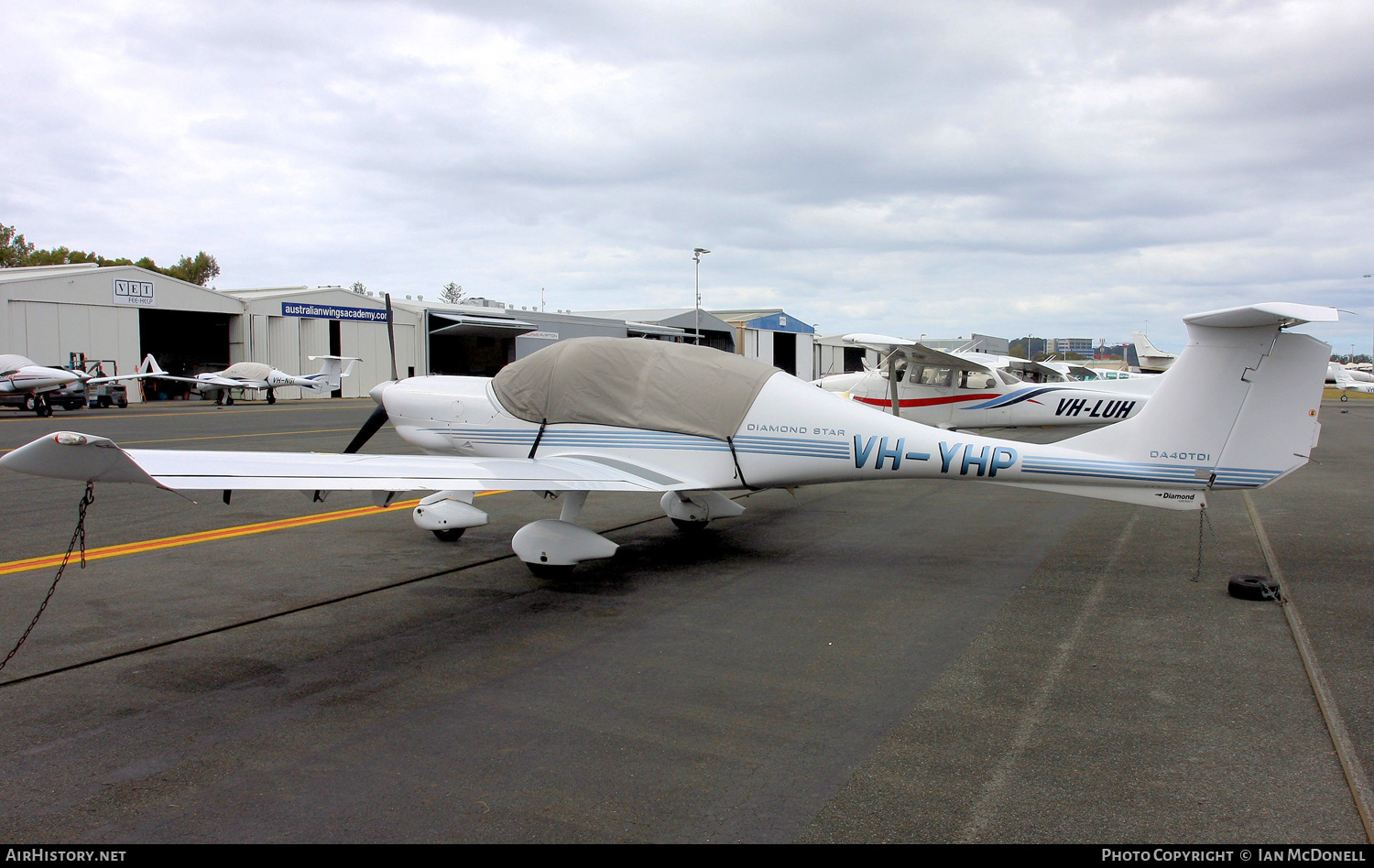 Aircraft Photo of VH-YHP | Diamond DA40D Diamond Star TDI | AirHistory.net #129983