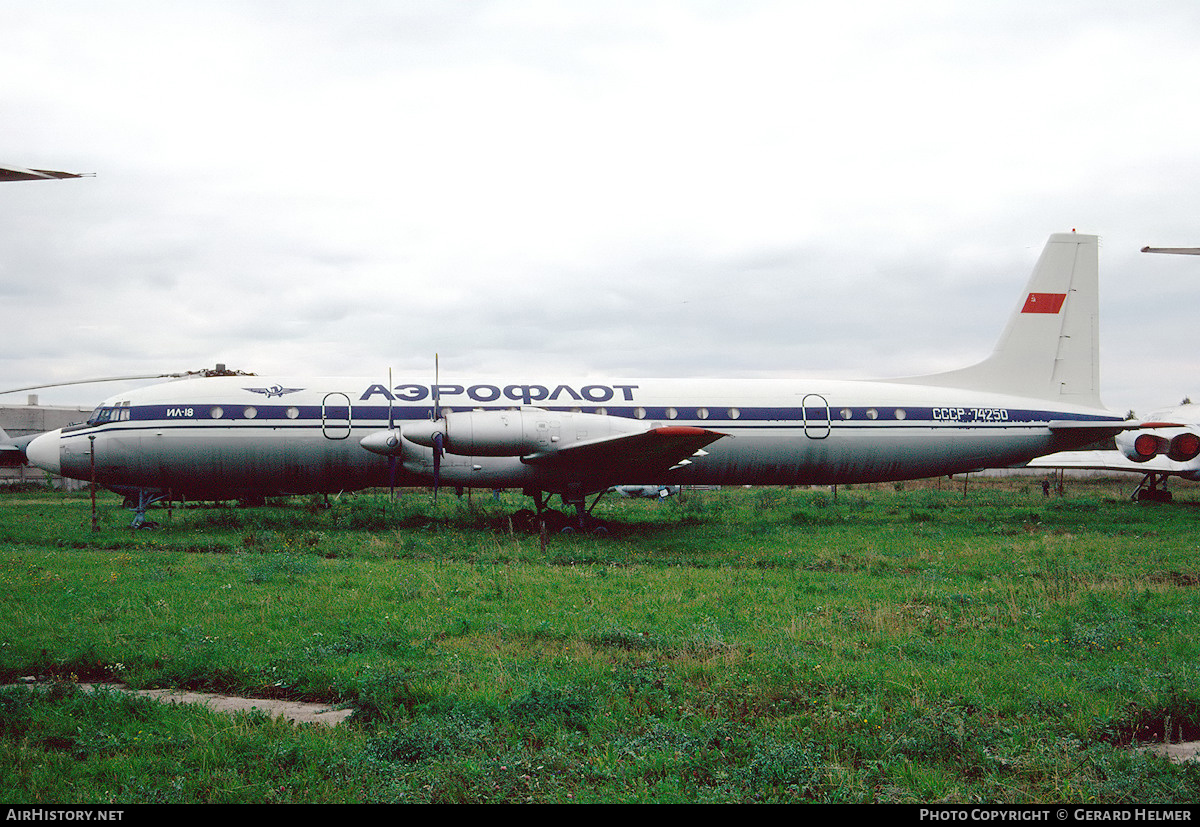 Aircraft Photo of CCCP-74250 | Ilyushin Il-18D | Aeroflot | AirHistory.net #130082