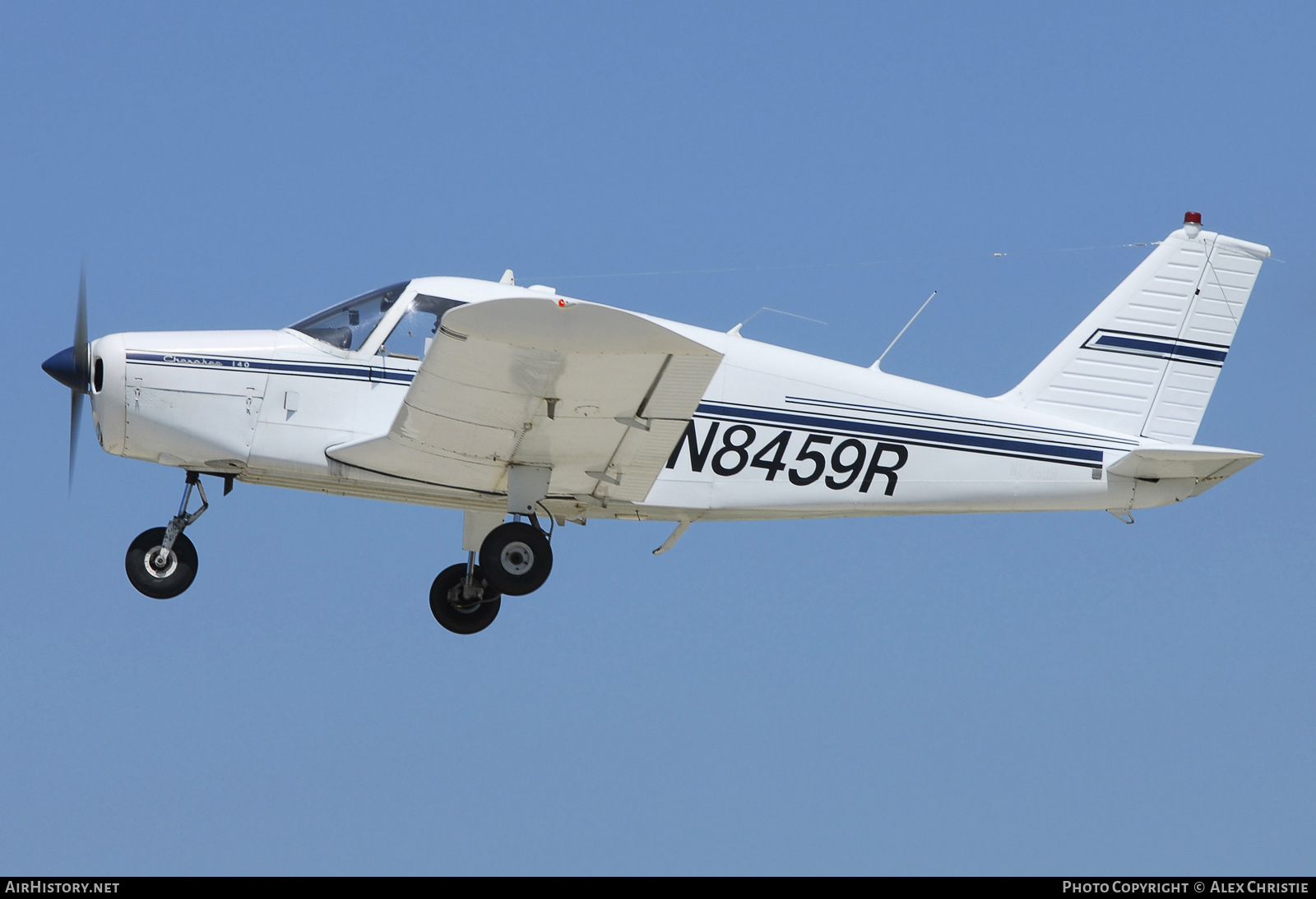 Aircraft Photo of N8459R | Piper PA-28-140 Cherokee | AirHistory.net #130108
