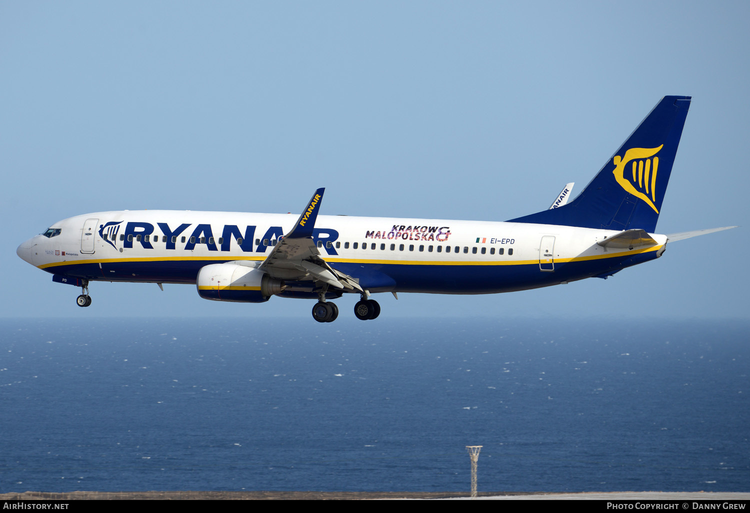 Aircraft Photo of EI-EPD | Boeing 737-8AS | Ryanair | AirHistory.net #130196