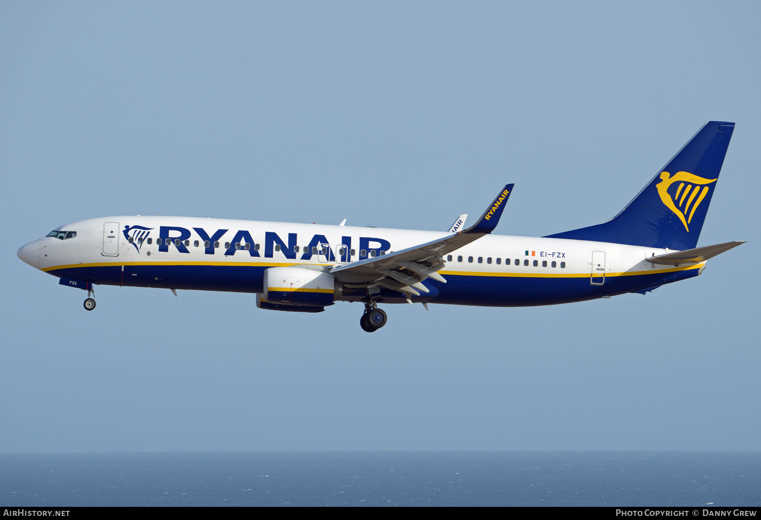 Aircraft Photo of EI-FZX | Boeing 737-800 | Ryanair | AirHistory.net #130206