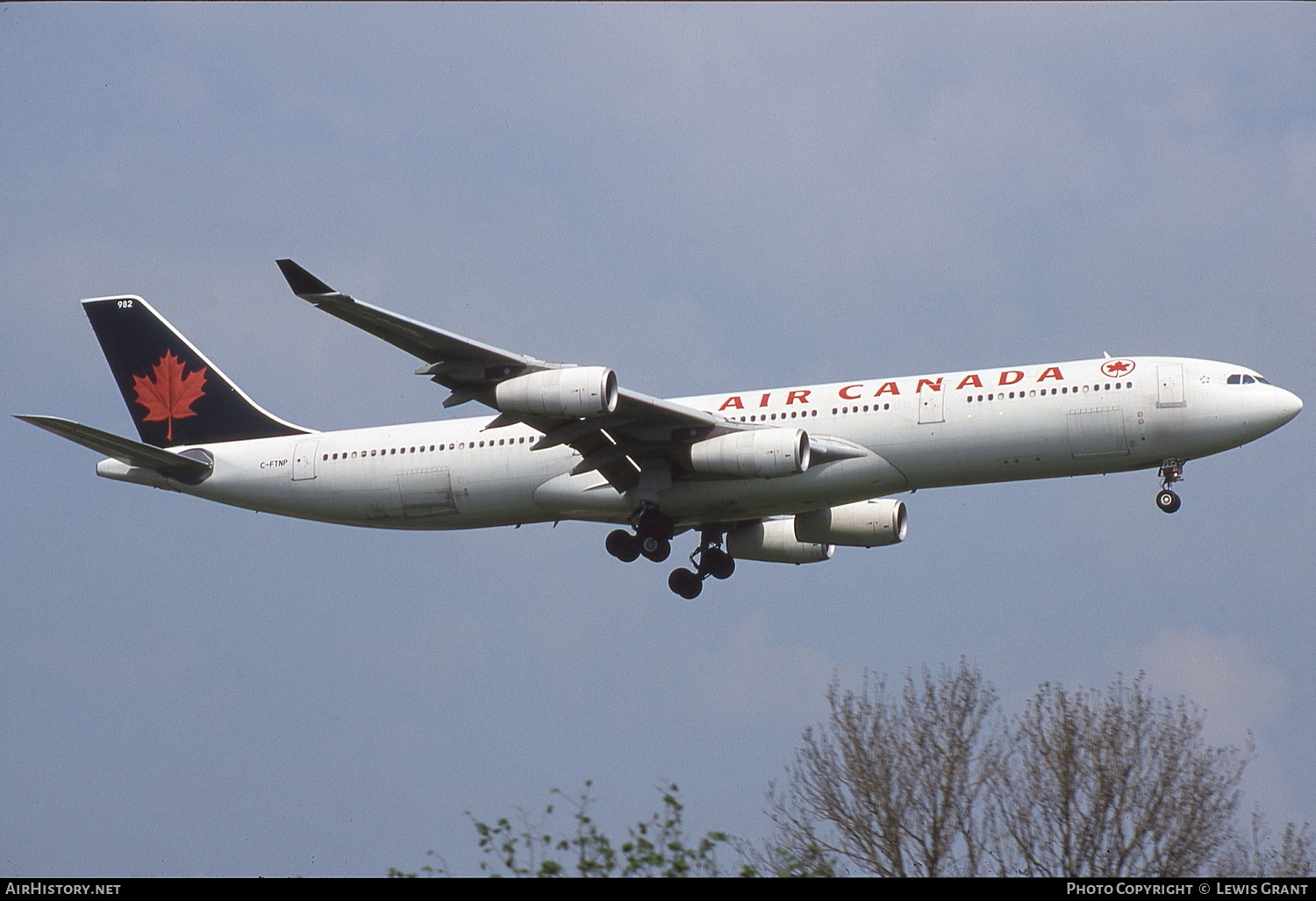 Aircraft Photo of C-FTNP | Airbus A340-313 | Air Canada | AirHistory.net #130274